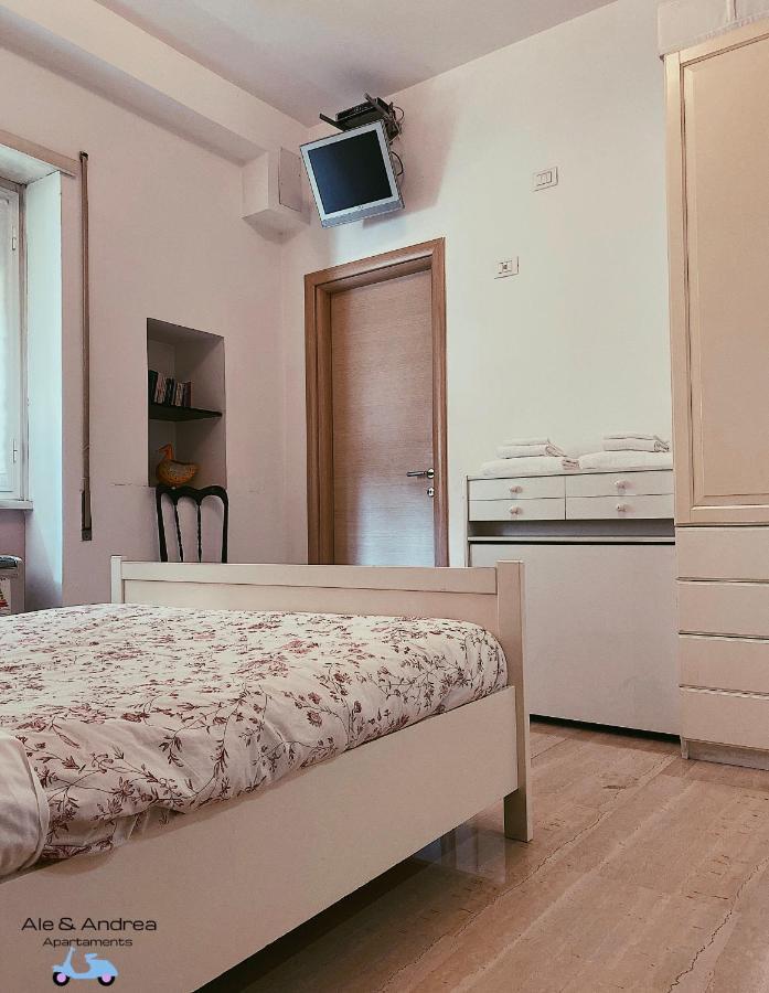 Ale&Andrea Apartments Blu & Lilla 로마 외부 사진
