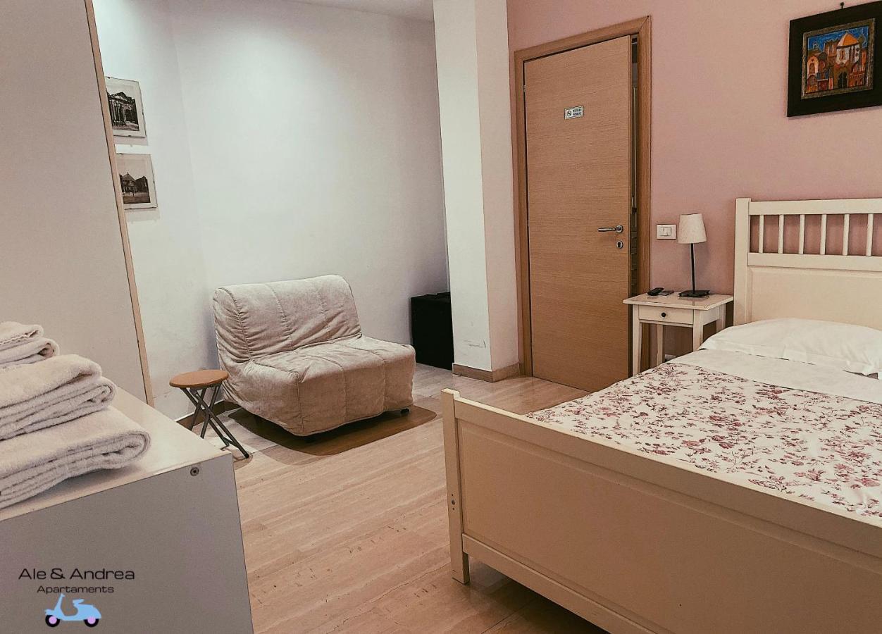 Ale&Andrea Apartments Blu & Lilla 로마 외부 사진