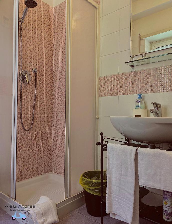 Ale&Andrea Apartments Blu & Lilla 로마 외부 사진
